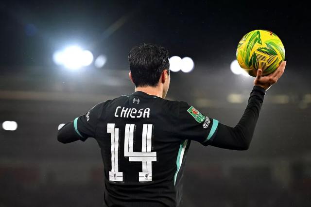 1734591563785030451.png 开云体育入口-小胜副班长晋级4强 利物浦借联赛杯检阅后备战力