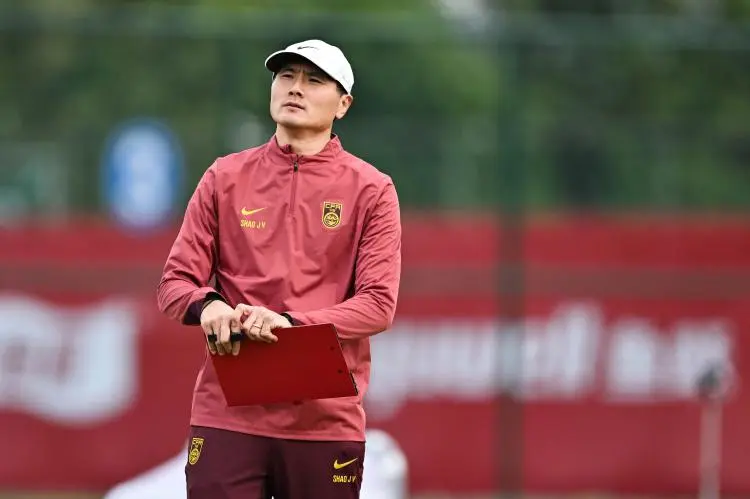 开云体育入口-足球报：国足热身要“上高度”，下一个热身目标为6月热身赛