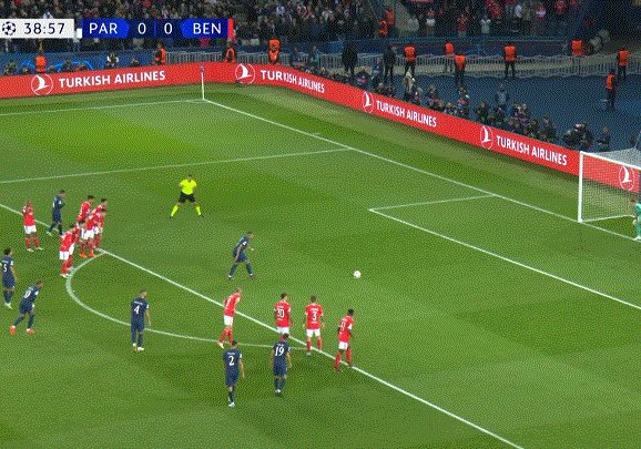 1665526965413081057.gif 开云-【欧冠】姆巴佩点射 巴黎主场1比1再平本菲卡